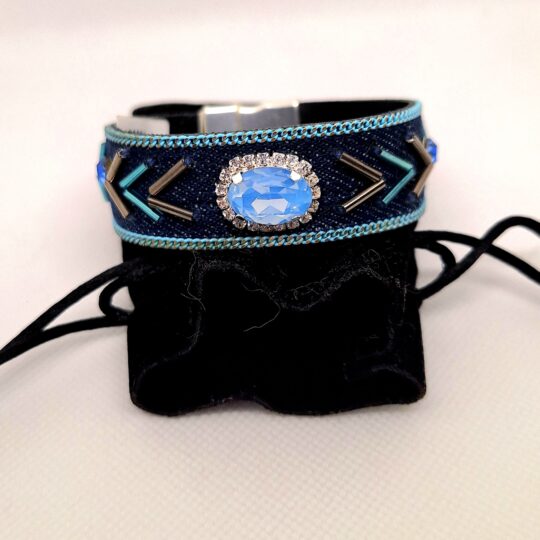 blue bracelet vintagenia